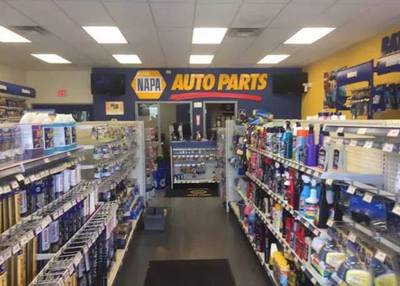 對比美國NAPA與國內4s店后,對國內興起的「養護潮」,他驚出了一身冷汗